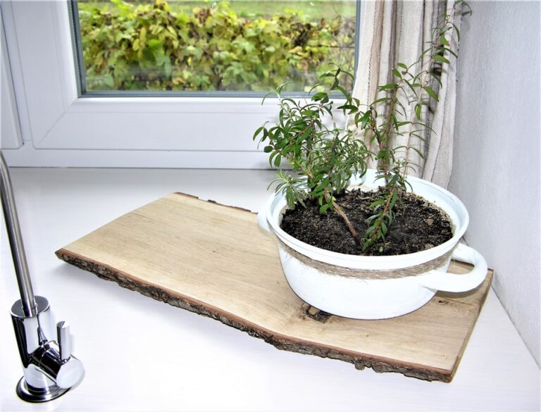 How to Repurpose Old Enamel Pots