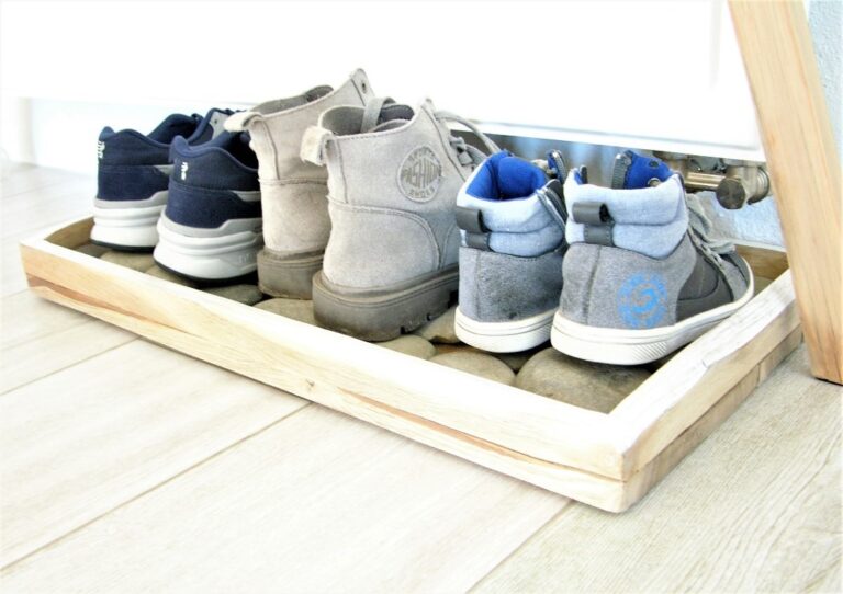 DIY Wooden Boot Tray