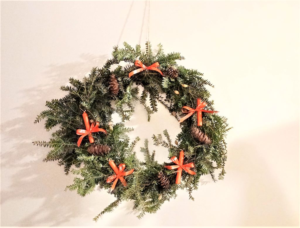 DIY fir twigs Advent wreath